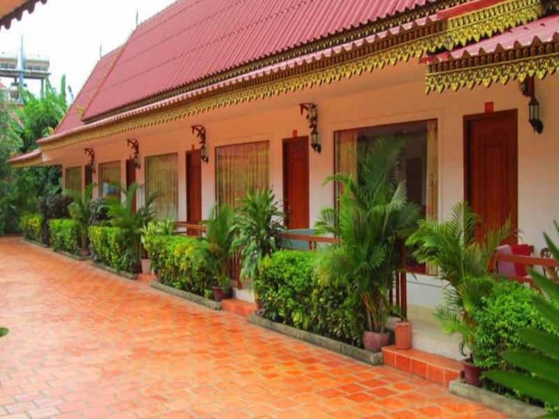 Reaksmey Meanrith Guesthouse And Residence Sihanoukville Exterior photo